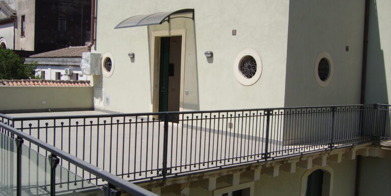 DIGITAL CAMERA